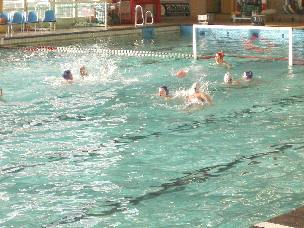 ../Images/Wasserball 19.09.09 025.jpg